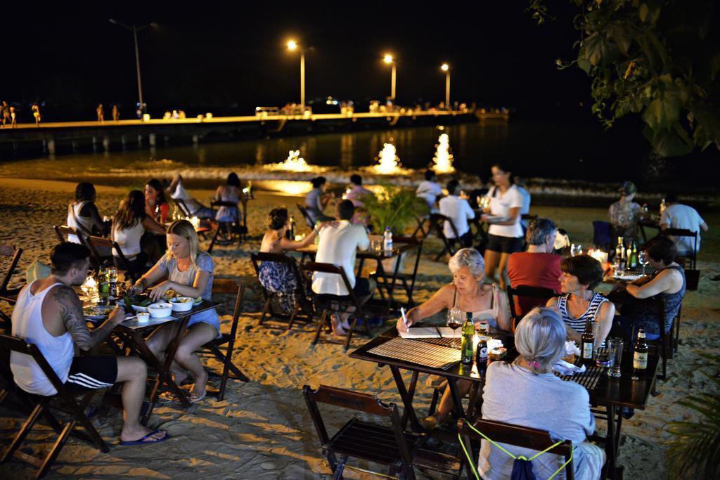 Pousada E Restaurante O Pescador Abraão Eksteriør bilde